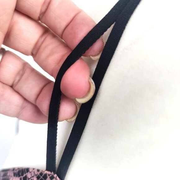 NEW Victoria's Secret Padded No-Wire Push Up Bra Pink Snake Print 32DD - Picture 6 of 12